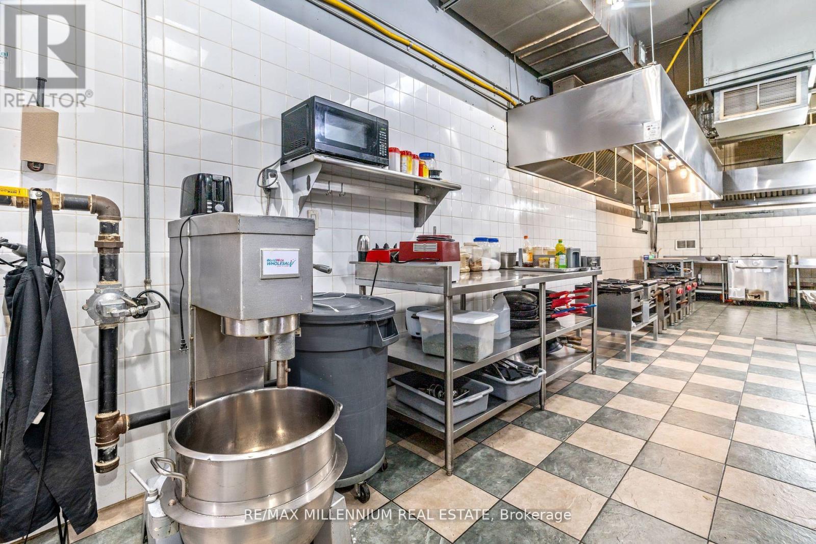 104 Cannon Street E, Hamilton, Ontario  L8L 2A3 - Photo 17 - X12700800