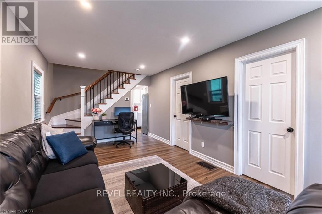 140 Royal Avenue, Hamilton, Ontario  L8S 2C7 - Photo 7 - X12700806