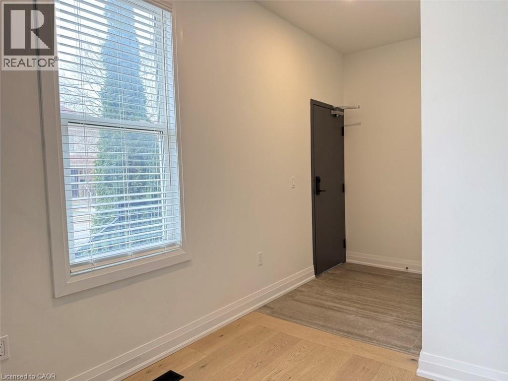 37 Victoria Avenue Unit# A, Cambridge, Ontario  N1S 1X2 - Photo 5 - 40798921