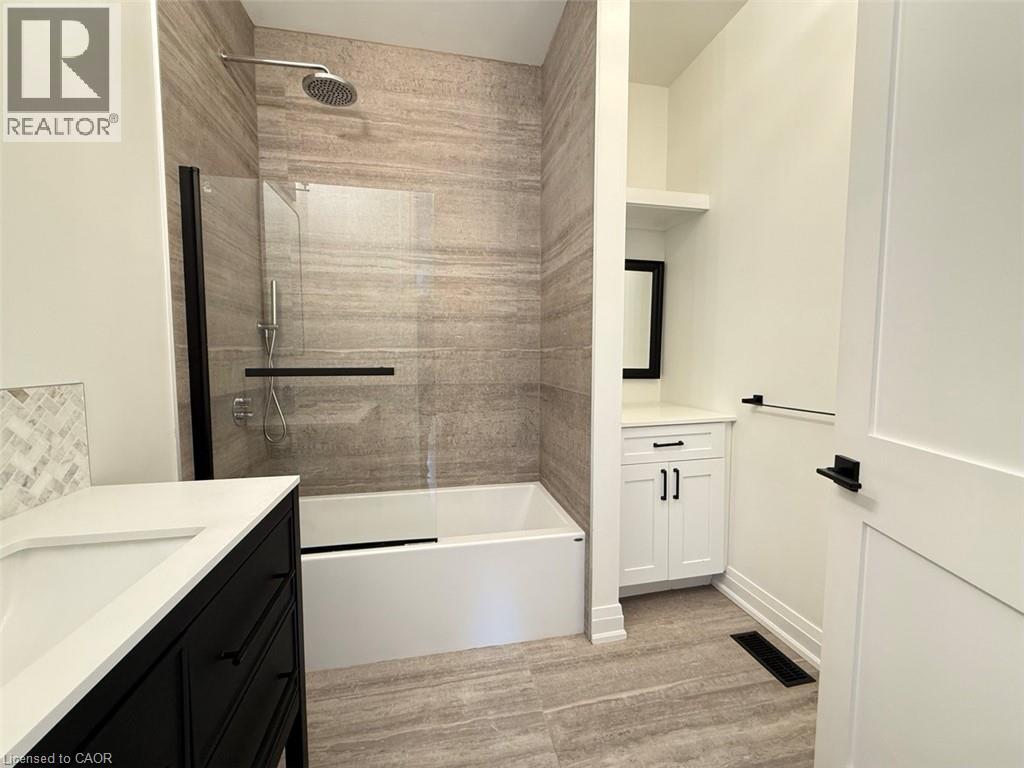 37 Victoria Avenue Unit# A, Cambridge, Ontario  N1S 1X2 - Photo 8 - 40798921