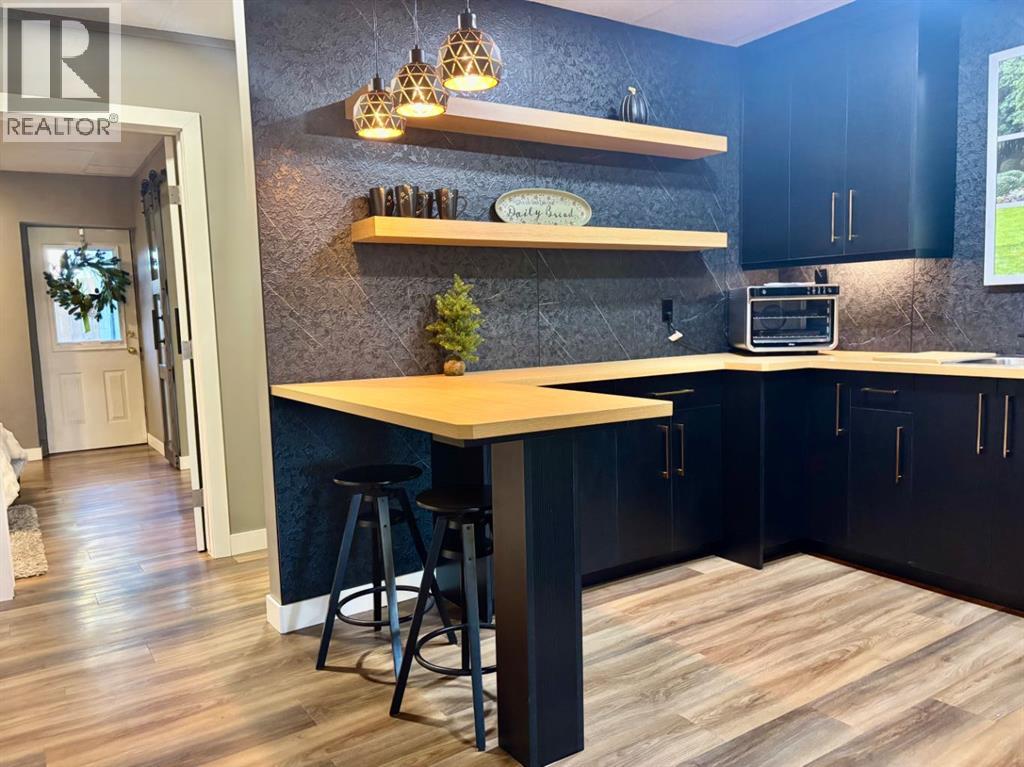 4710 52 Avenue, Camrose, Alberta  T4V 0W7 - Photo 26 - A2273447