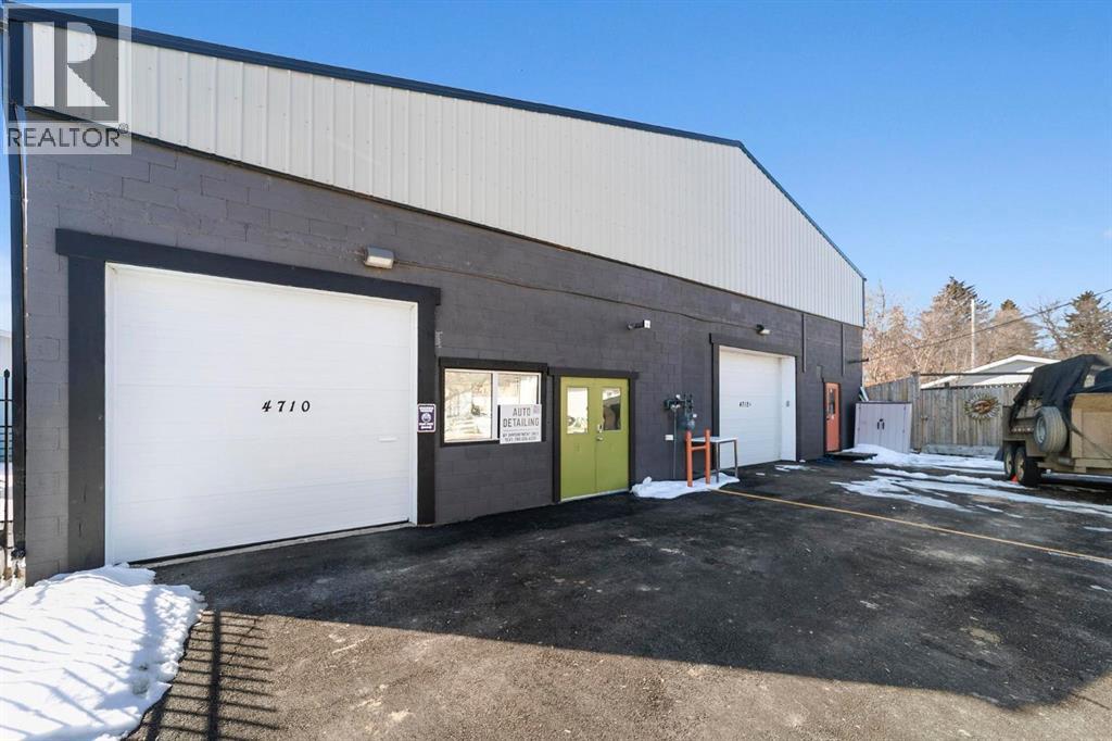4710 52 Avenue, Camrose, Alberta  T4V 0W7 - Photo 3 - A2273447