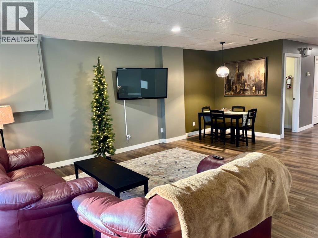 4710 52 Avenue, Camrose, Alberta  T4V 0W7 - Photo 24 - A2273447