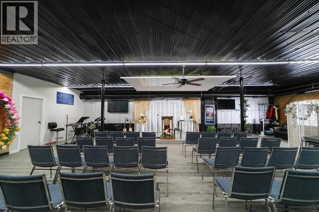 4710 52 Avenue, Camrose, Alberta  T4V 0W7 - Photo 15 - A2273447