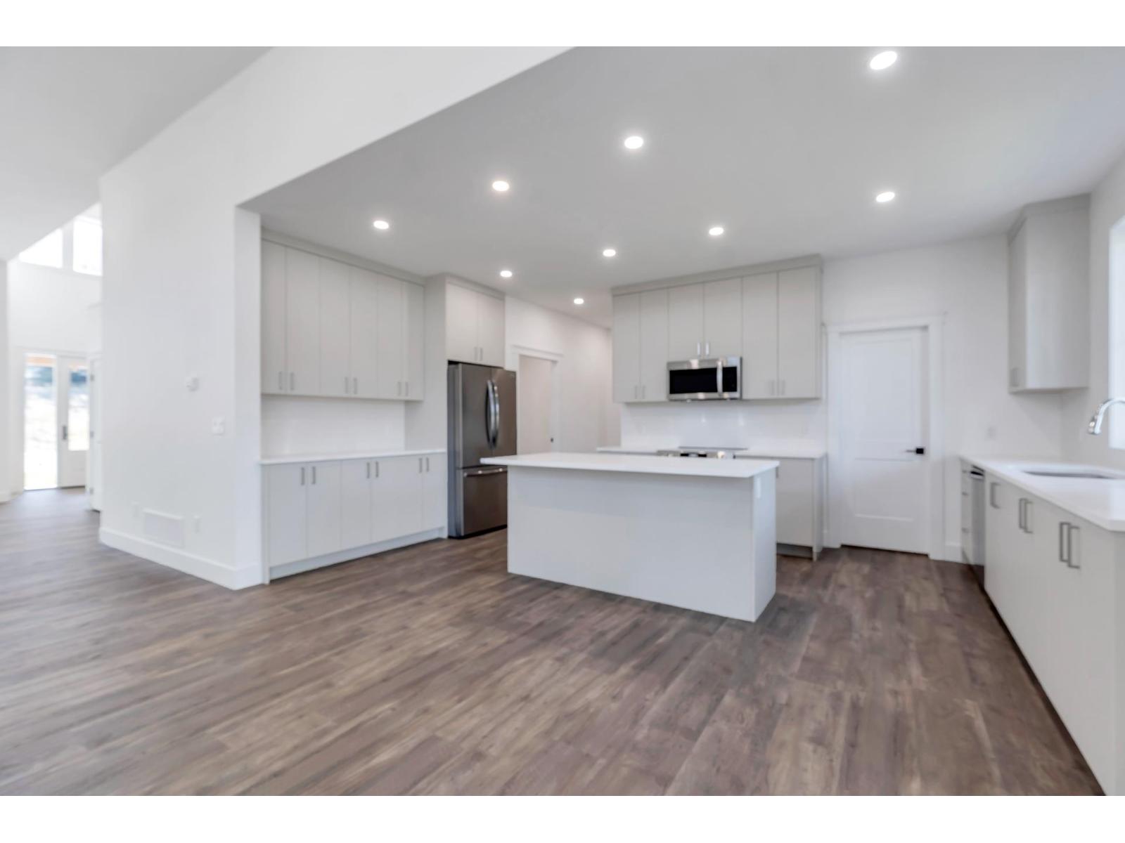 9997 Magnolia Place, Rosedale, Chilliwack, British Columbia  V0X 1X1 - Photo 10 - R3075807