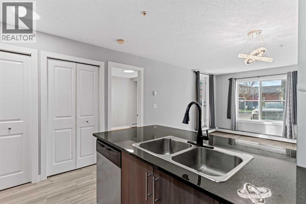 1123, 81 Legacy Boulevard Se, Calgary, Alberta  T2X 2B9 - Photo 5 - A2270661