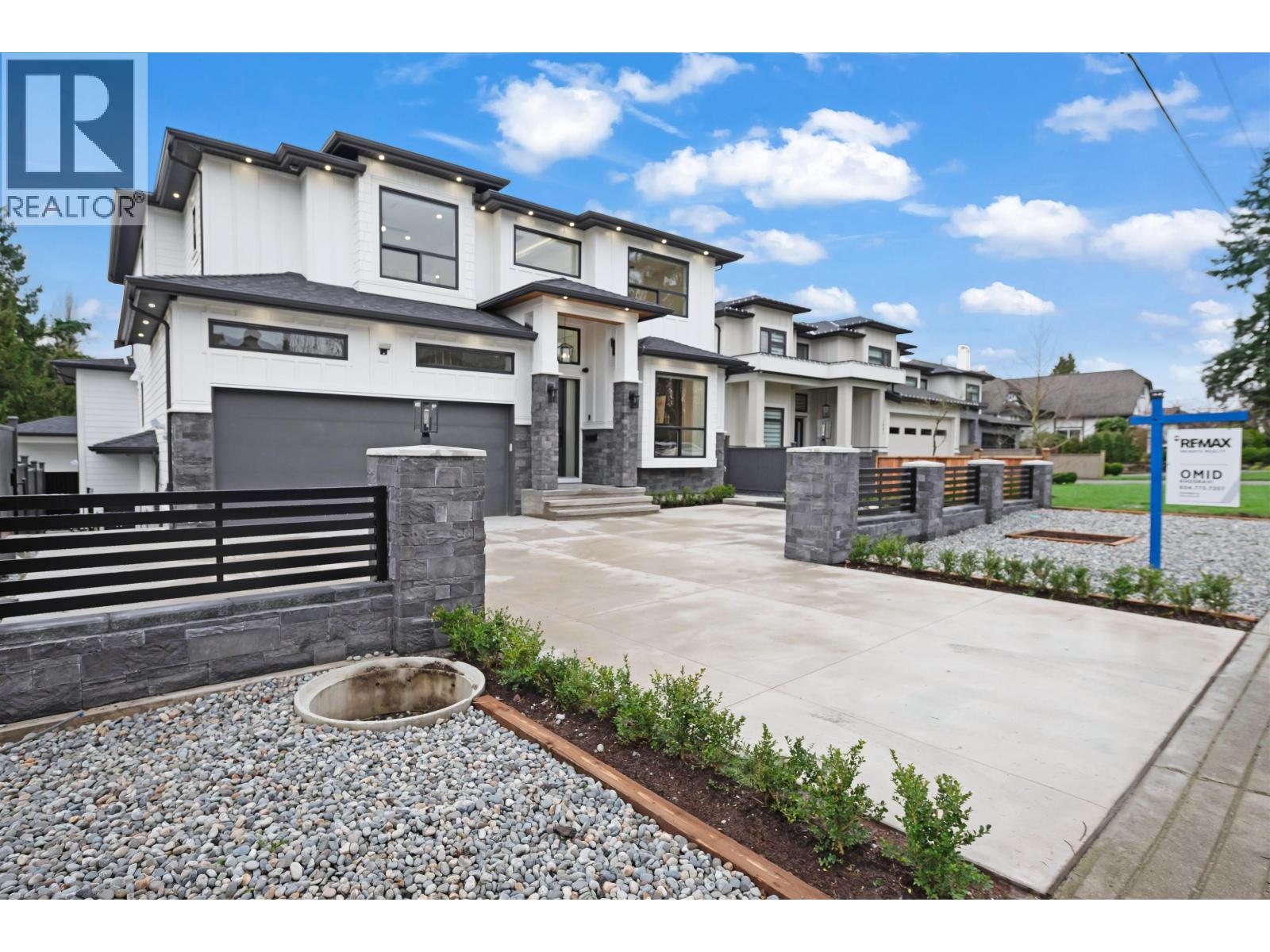 1846 Lemax Avenue, Coquitlam, British Columbia  V3J 2C6 - Photo 2 - R3079108