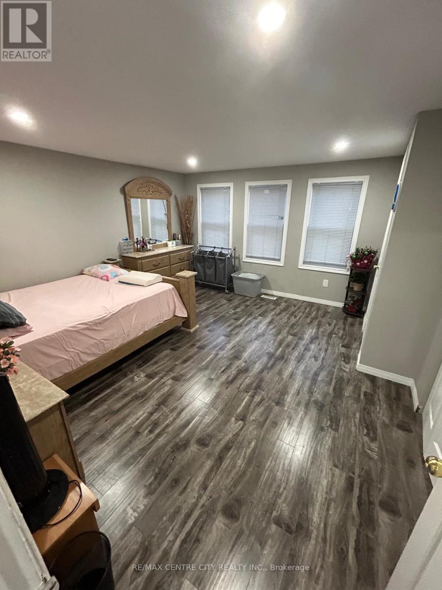 66 Bexhill Drive, London South, Ontario  N6E 1X2 - Photo 14 - X12700908