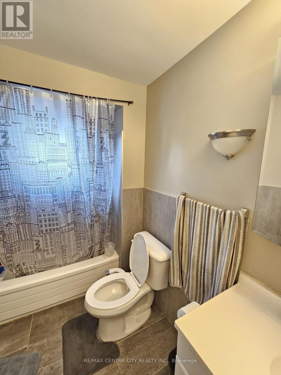 66 Bexhill Drive, London South, Ontario  N6E 1X2 - Photo 20 - X12700908