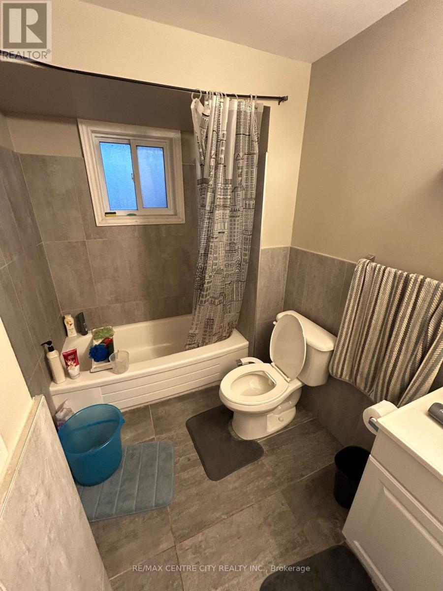 66 Bexhill Drive, London South, Ontario  N6E 1X2 - Photo 23 - X12700908