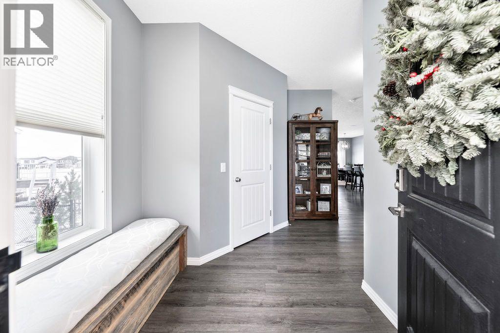 6 Ranchers Bay, Okotoks, Alberta  t1s 0p2 - Photo 2 - A2277306