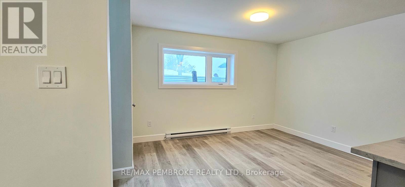 135 Bell Street, Pembroke, Ontario  K8A 2J7 - Photo 12 - X12700918