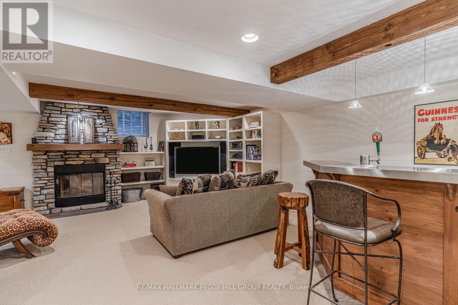 15 Charing Crescent, Aurora, Ontario  L4G 6P4 - Photo 18 - N12661554