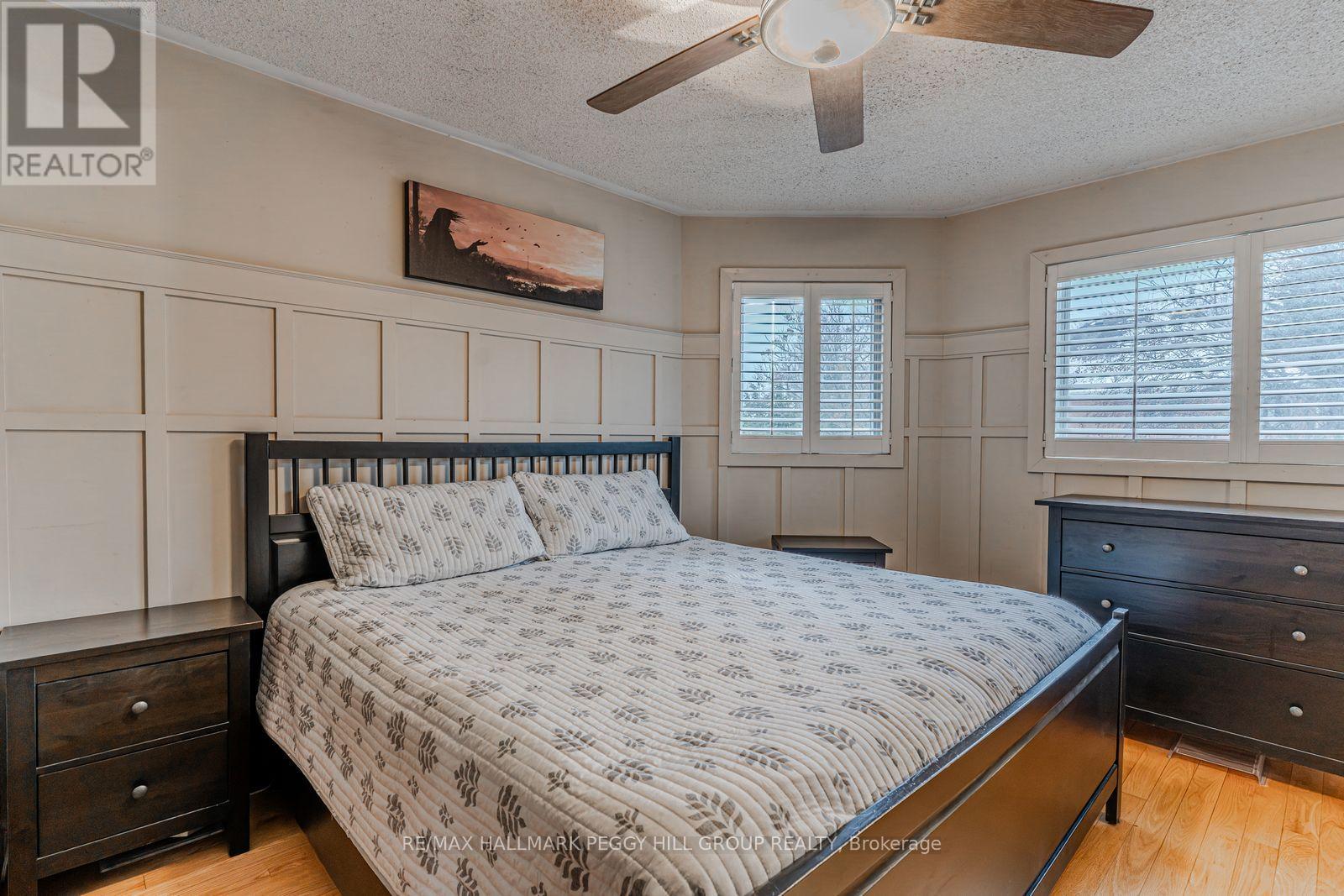 15 Charing Crescent, Aurora, Ontario  L4G 6P4 - Photo 9 - N12661554