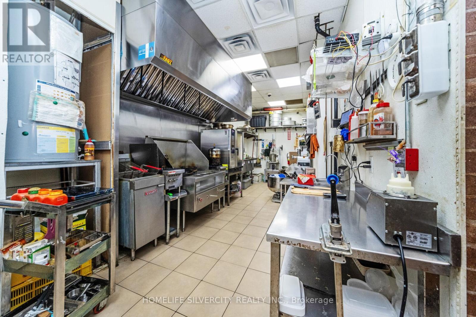 2855 Derry Road E, Mississauga, Ontario  L4T 1A6 - Photo 23 - W12641538