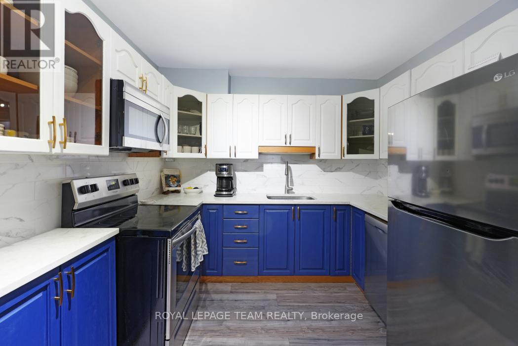 52 Alison Korn Private, Ottawa, Ontario  K2H 8M6 - Photo 11 - X12700938