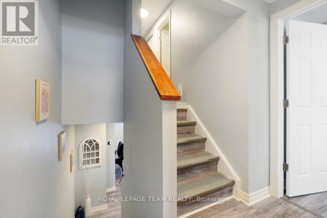 52 Alison Korn Private, Ottawa, Ontario  K2H 8M6 - Photo 14 - X12700938