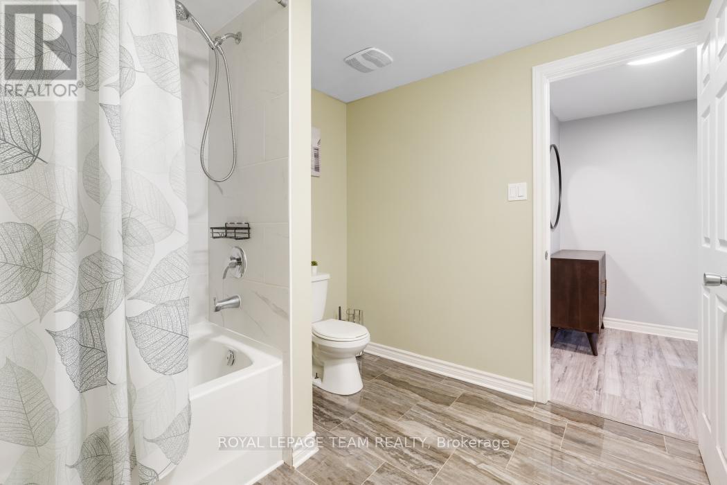 52 Alison Korn Private, Ottawa, Ontario  K2H 8M6 - Photo 20 - X12700938