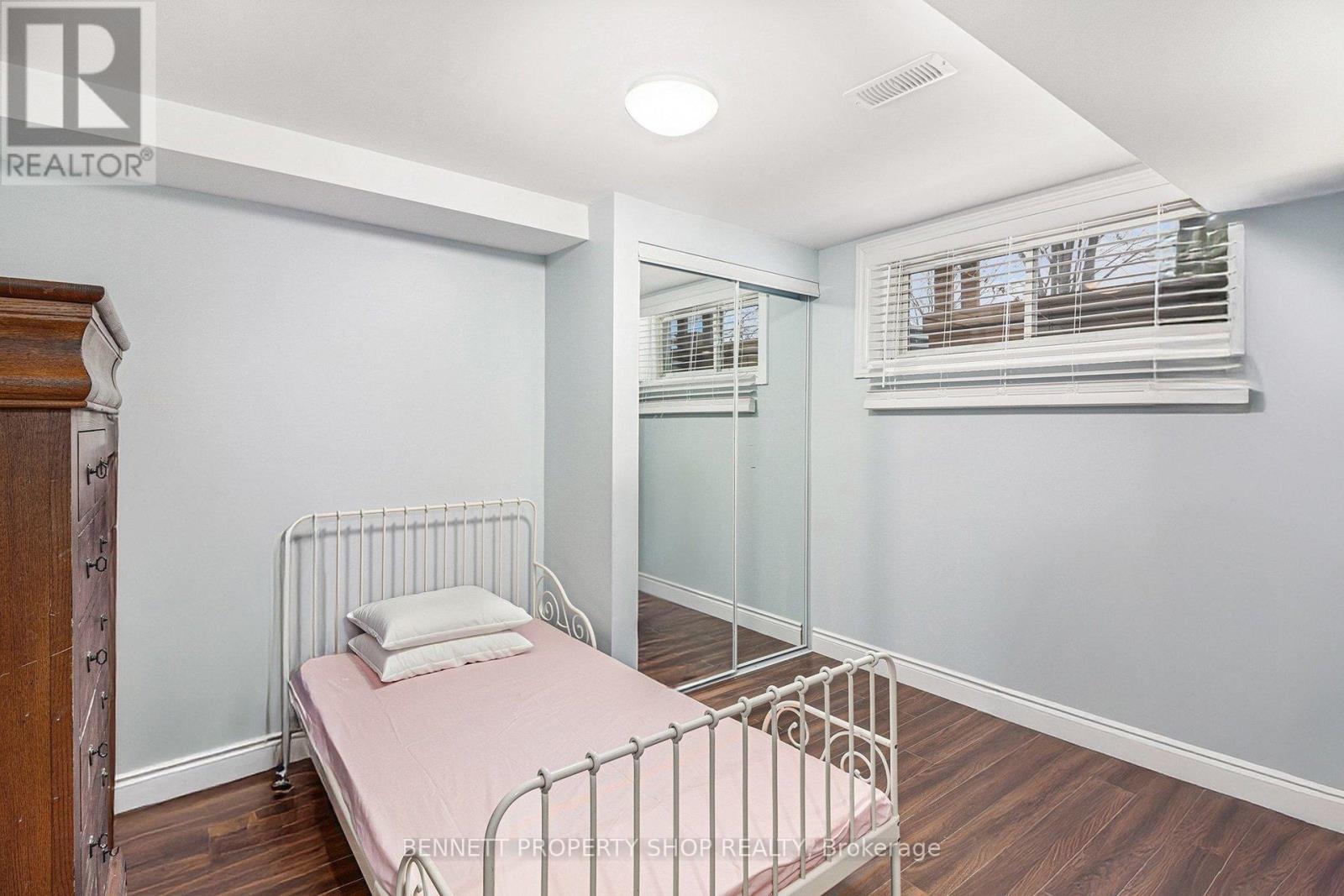 1067 Rocky Harbour Crescent, Ottawa, Ontario  K1V 1V3 - Photo 36 - X12700954