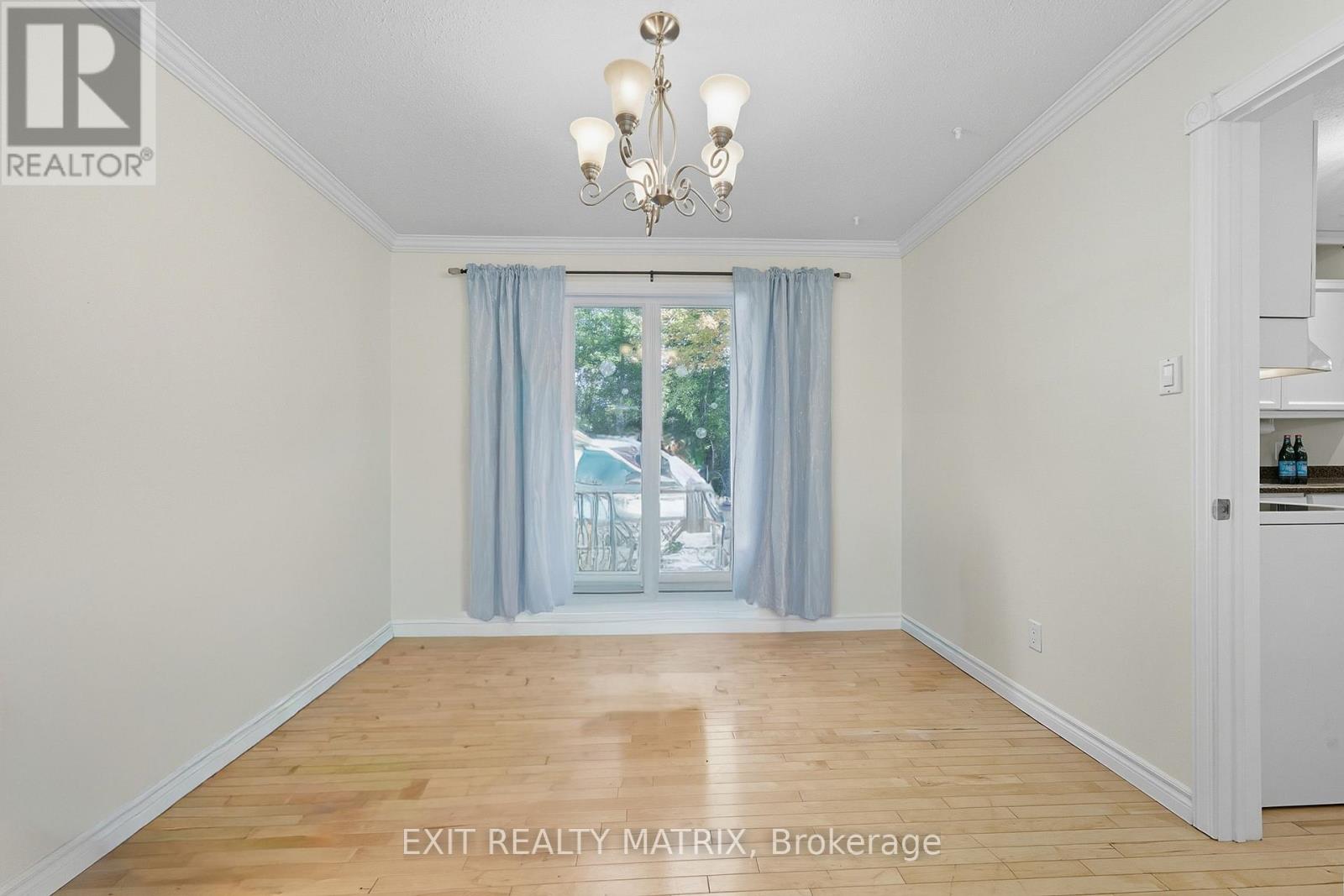 159 Dunlop Crescent, Russell, Ontario  K4R 1B3 - Photo 10 - X12701066