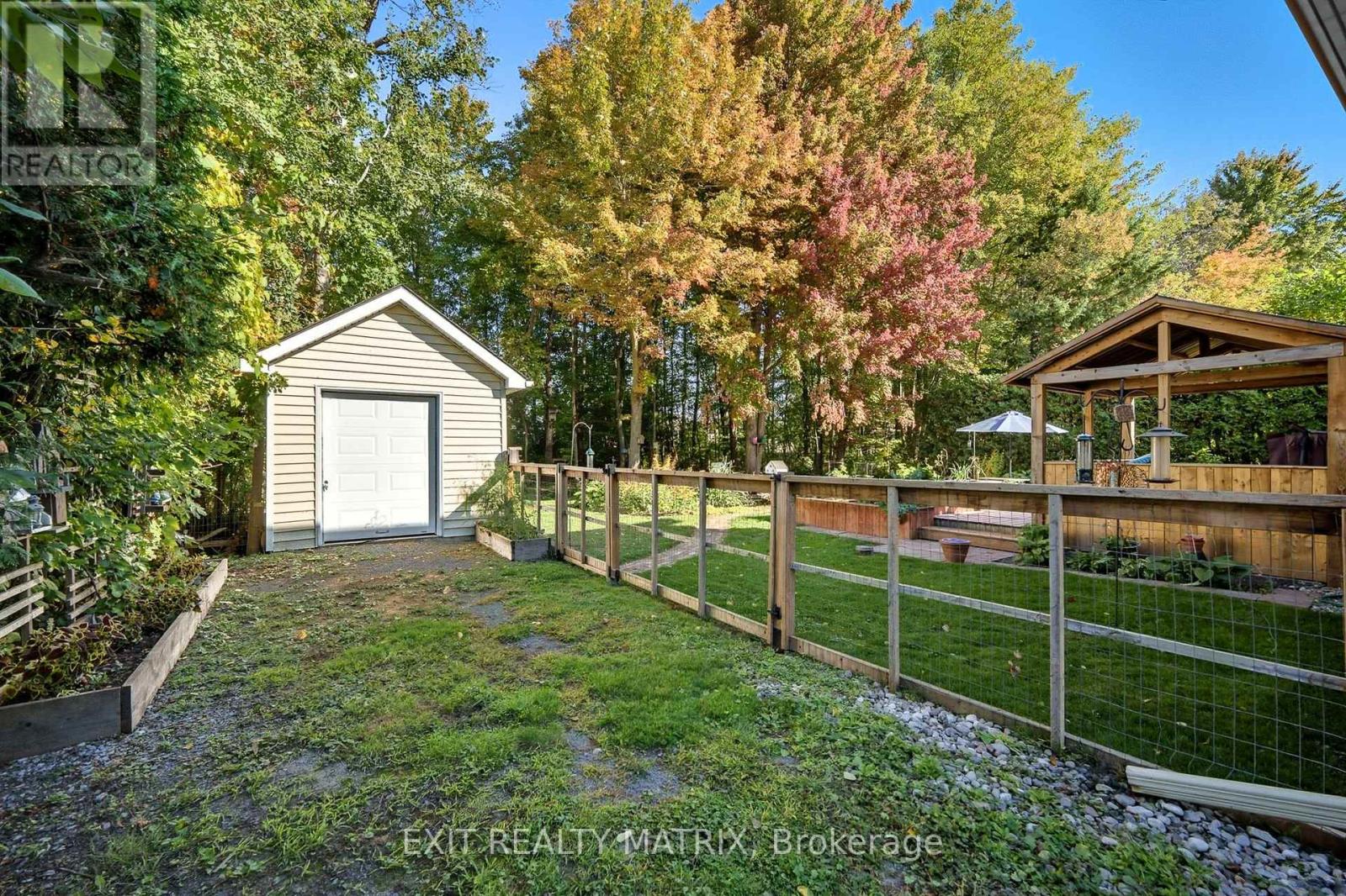 159 Dunlop Crescent, Russell, Ontario  K4R 1B3 - Photo 34 - X12701066