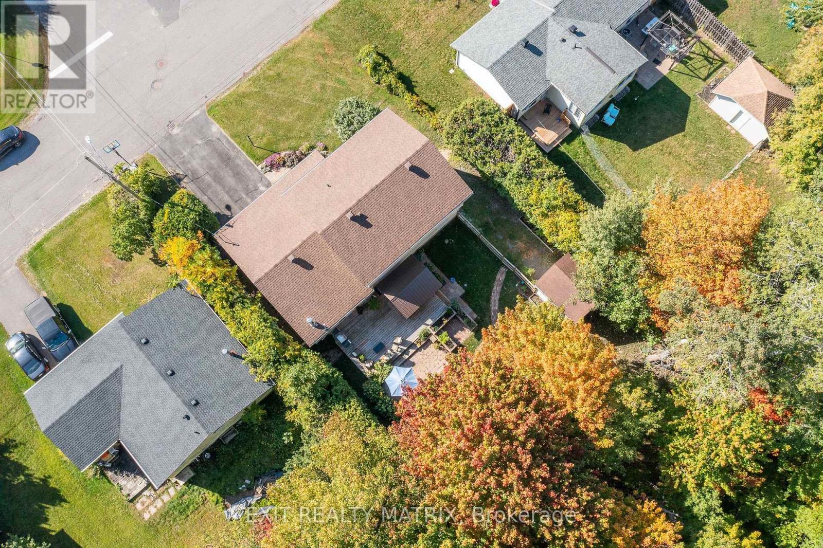 159 Dunlop Crescent, Russell, Ontario  K4R 1B3 - Photo 40 - X12701066