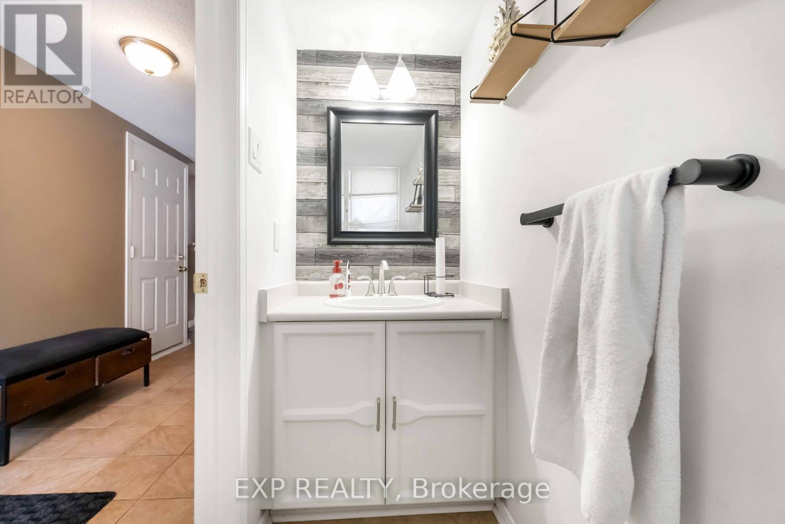 86 Furlong Crescent, Ottawa, Ontario  K2M 2H9 - Photo 12 - X12701076