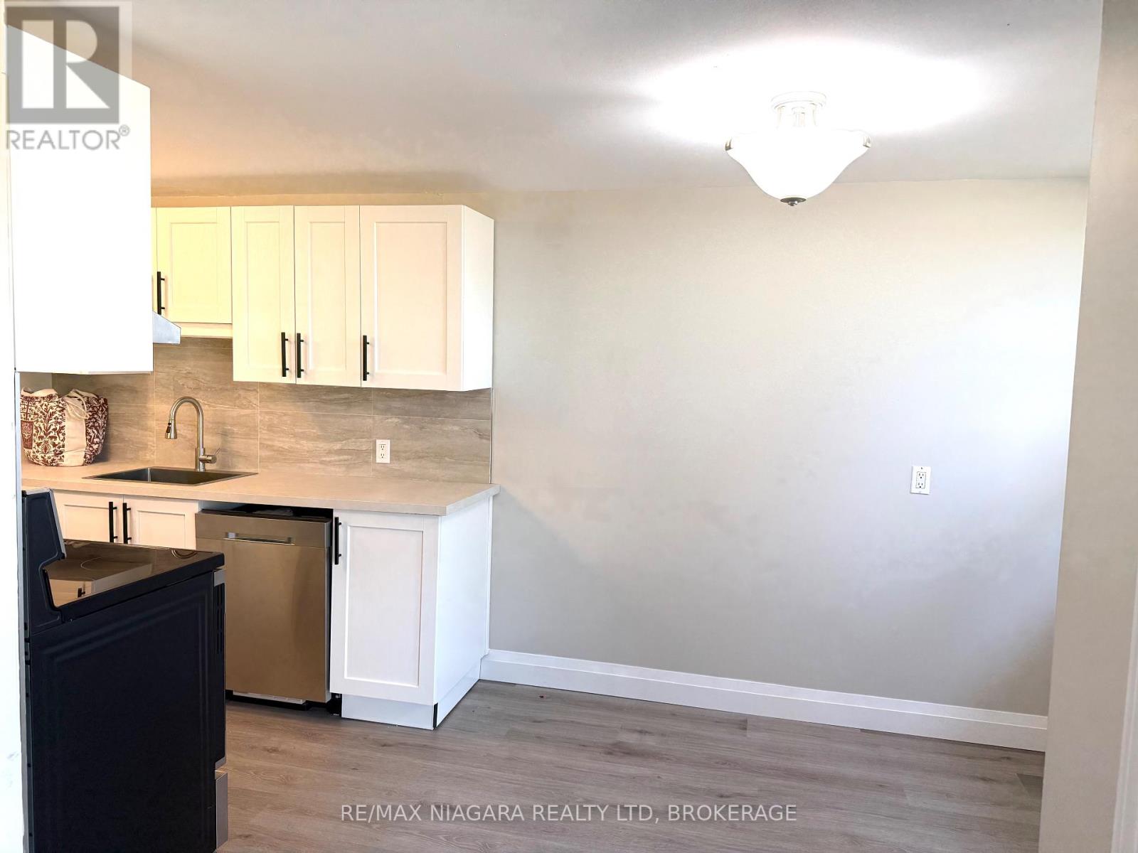 Unit 104 - 7 Riverview Boulevard, St. Catharines, Ontario  L2T 3L5 - Photo 31 - X12700892