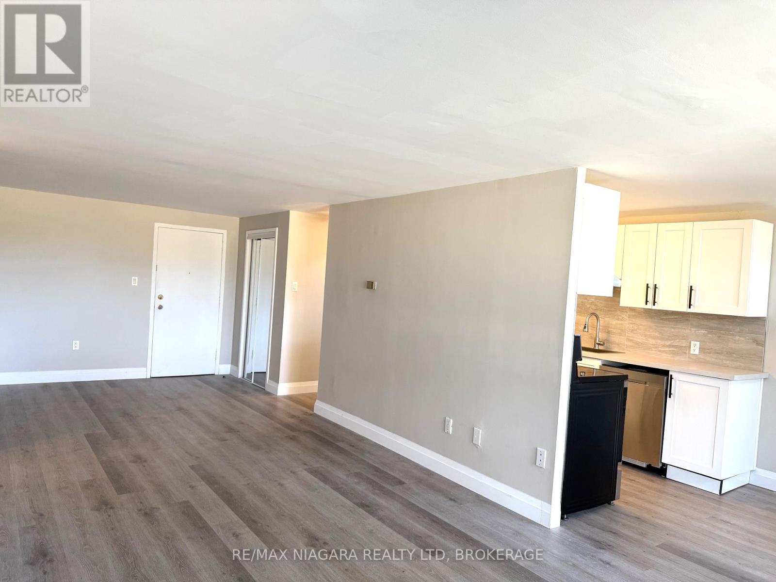 Unit 104 - 7 Riverview Boulevard, St. Catharines, Ontario  L2T 3L5 - Photo 8 - X12700892