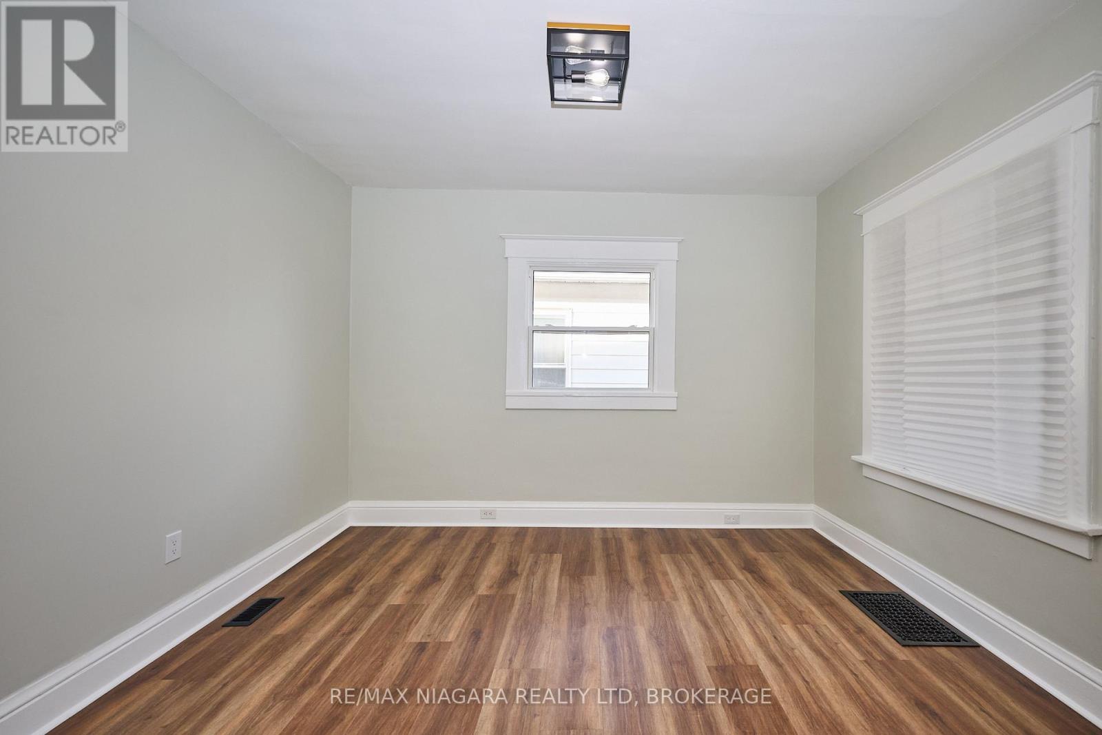 5006 Morrison Street, Niagara Falls (Cherrywood), Ontario  L2E 2C6 - Photo 22 - X12700934