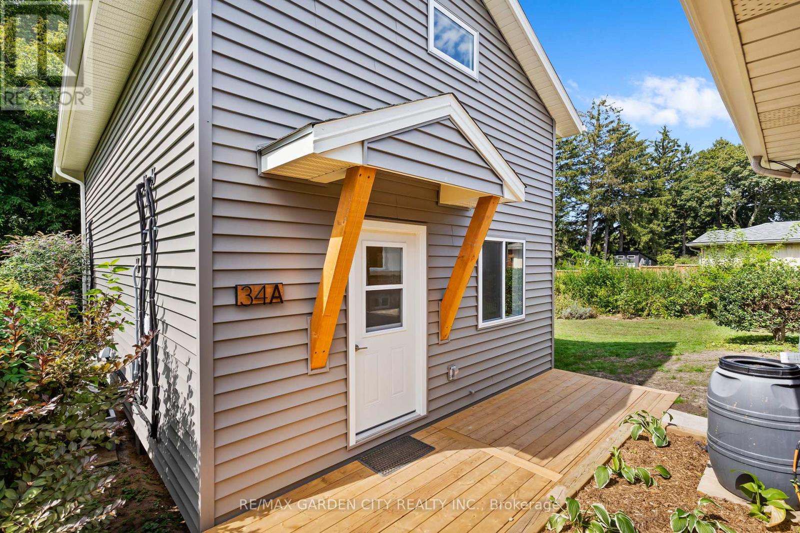 34 Kenworth Drive, St. Catharines, Ontario  L2M 4S2 - Photo 8 - X12701038