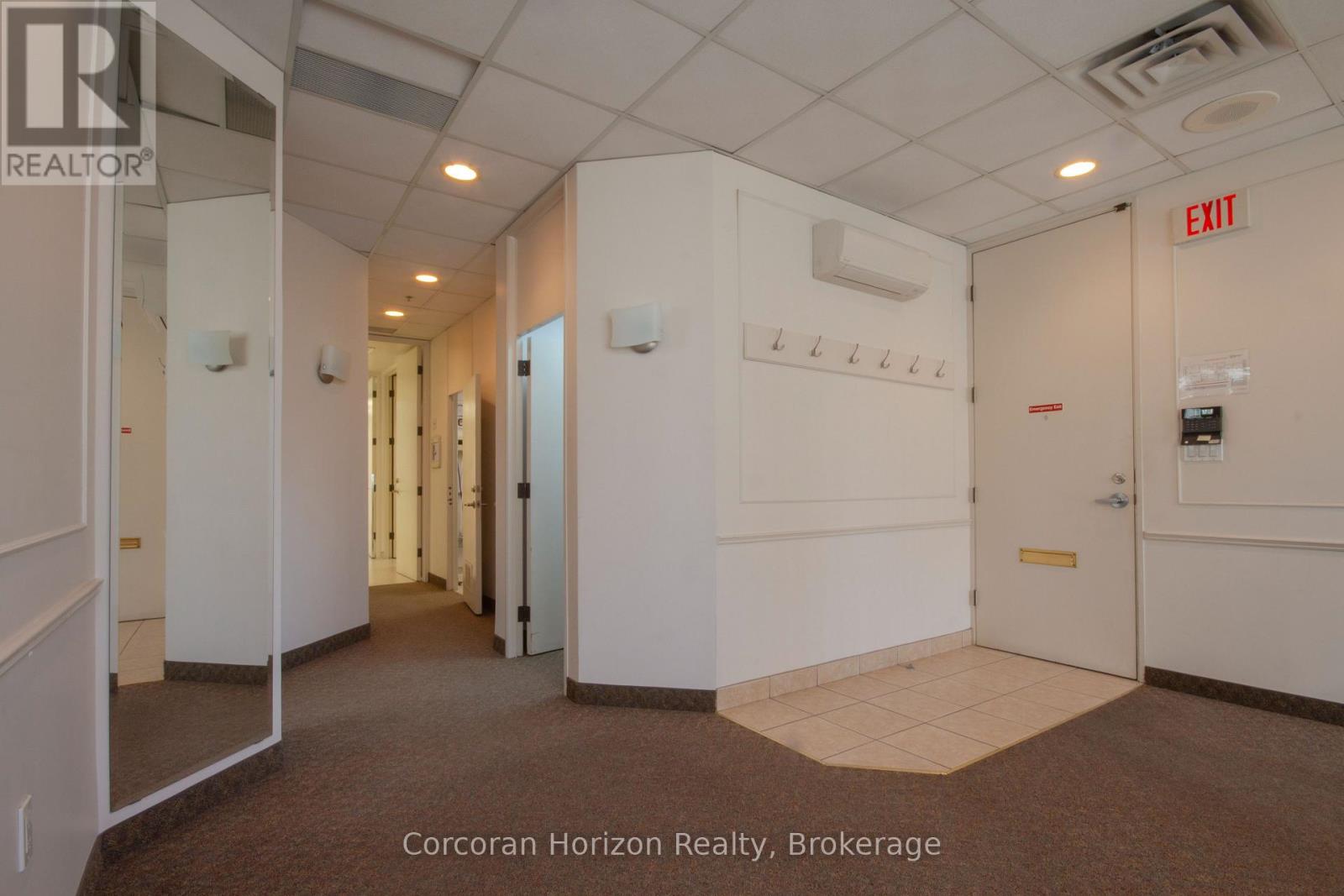 101 - 200 James Street S, Hamilton, Ontario  L8P 1Y6 - Photo 7 - X12701042