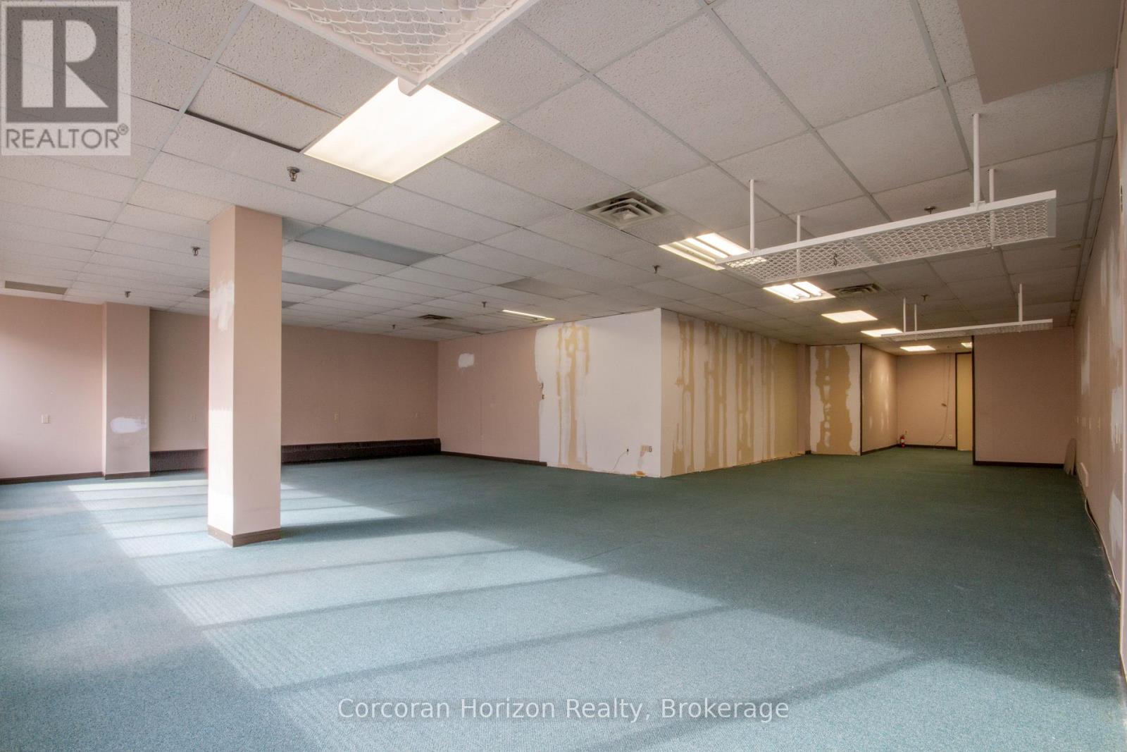 206 - 200 James Street S, Hamilton, Ontario  L8P 1Y6 - Photo 1 - X12701046