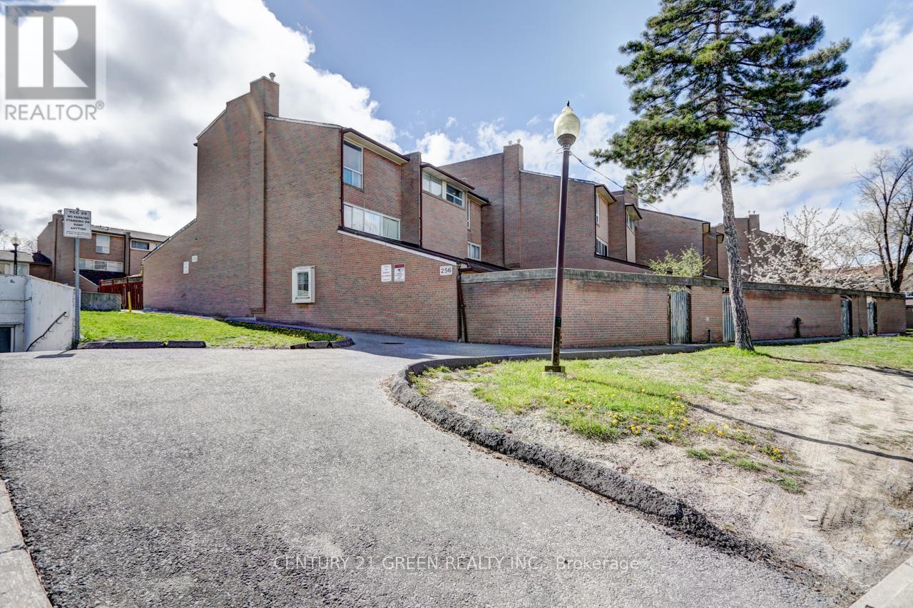 116 - 256 John Garland Boulevard, Toronto, Ontario  M9V 1N8 - Photo 17 - W12698648