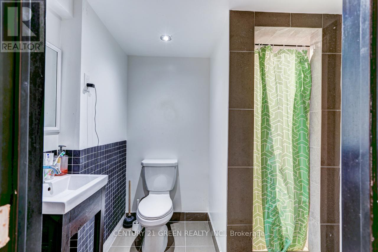 116 - 256 John Garland Boulevard, Toronto, Ontario  M9V 1N8 - Photo 14 - W12698648