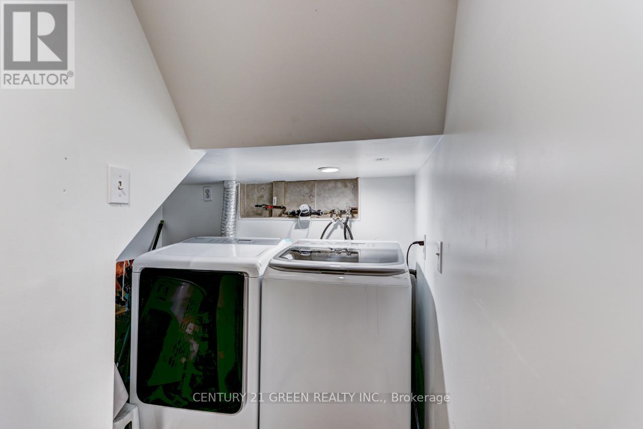 116 - 256 John Garland Boulevard, Toronto, Ontario  M9V 1N8 - Photo 15 - W12698648