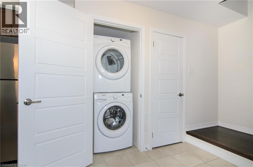 3070 Gardenia Gate, Oakville, Ontario  L6M 0Y7 - Photo 14 - 40798952