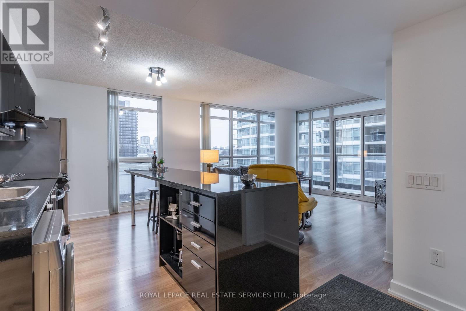 717 - 19 Singer Court, Toronto, Ontario  M2K 0B2 - Photo 12 - C12700902