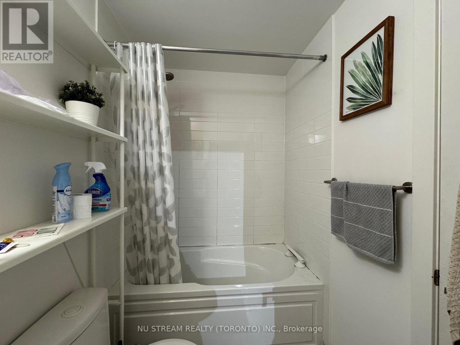 1403 - 199 Richmond Street W, Toronto, Ontario  M5V 0H4 - Photo 13 - C12700980