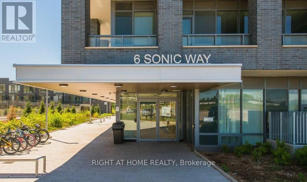 1405 - 6 Sonic Way, Toronto, Ontario  M3C 0P1 - Photo 2 - C12701072