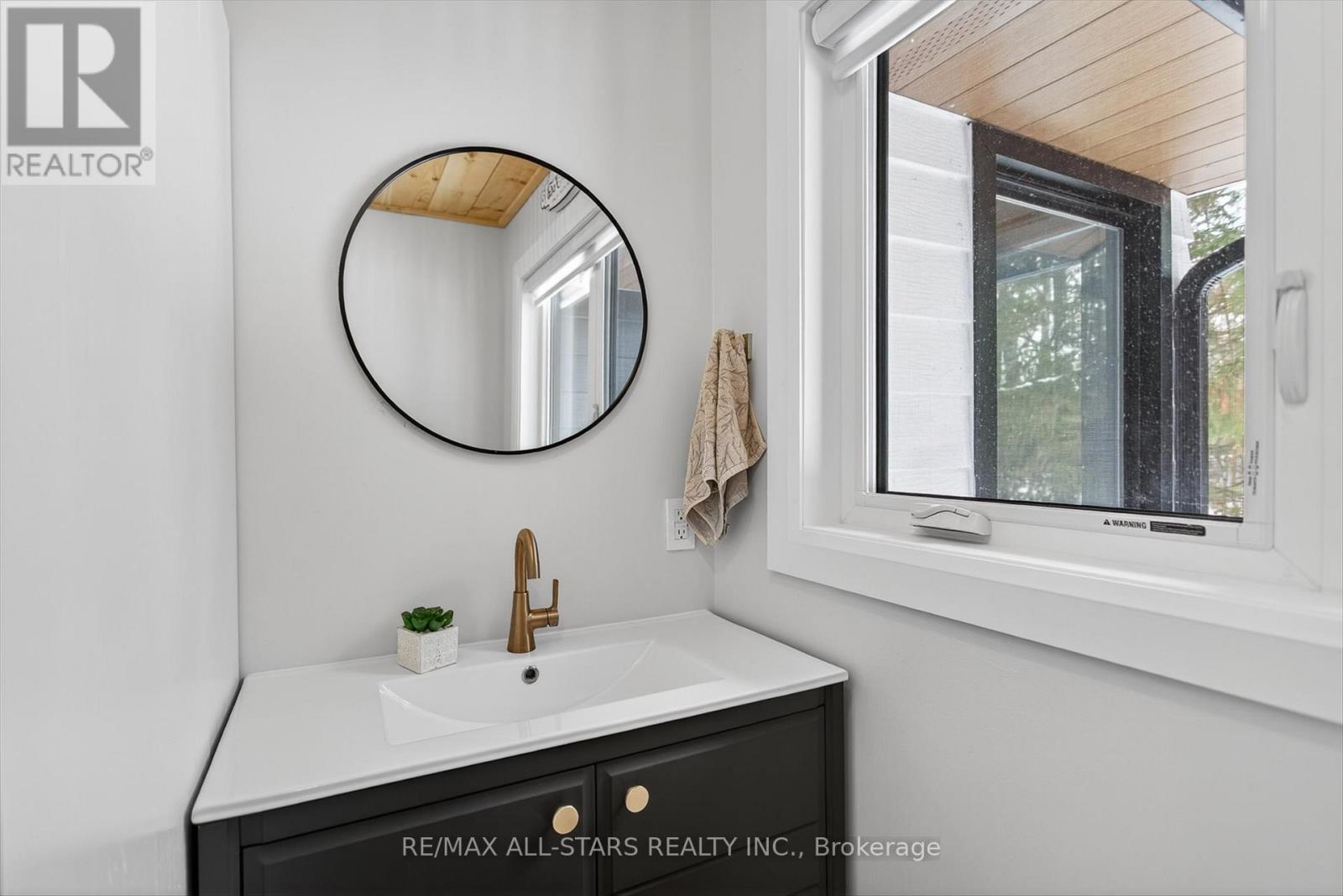 194 Snug Harbour Road, Kawartha Lakes, Ontario  K9V 4R6 - Photo 32 - X12685574