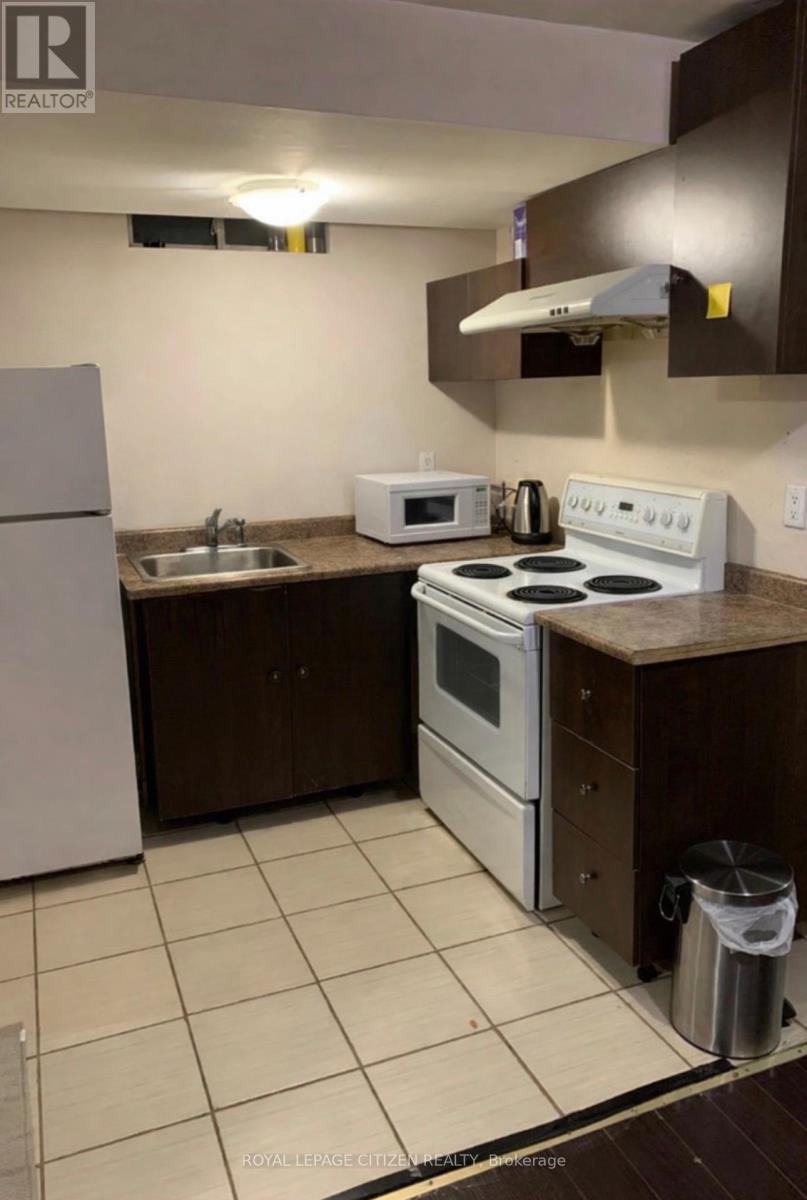 Bsmt - 27 Red Hawk Road, Toronto, Ontario  M1B 6B2 - Photo 6 - E12700984