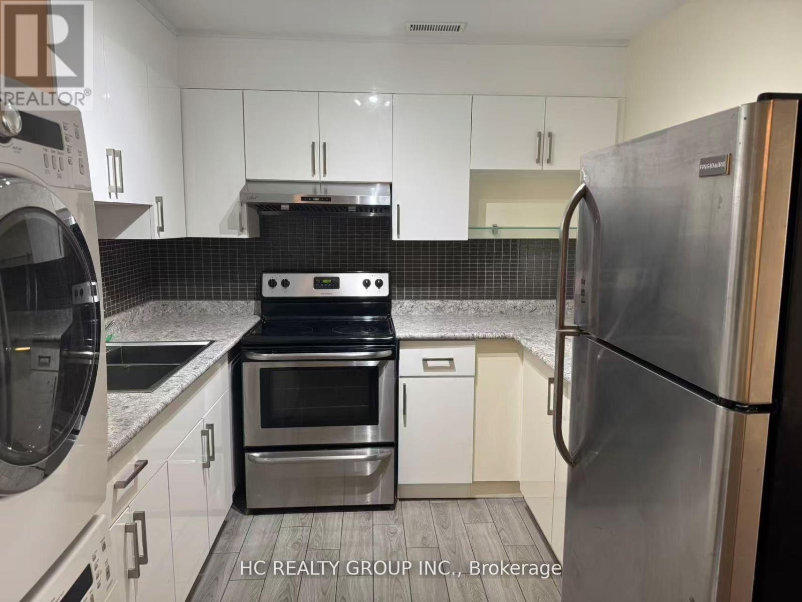 3 - 1606 Queen Street, Toronto, Ontario  M4L 1G2 - Photo 4 - E12701016