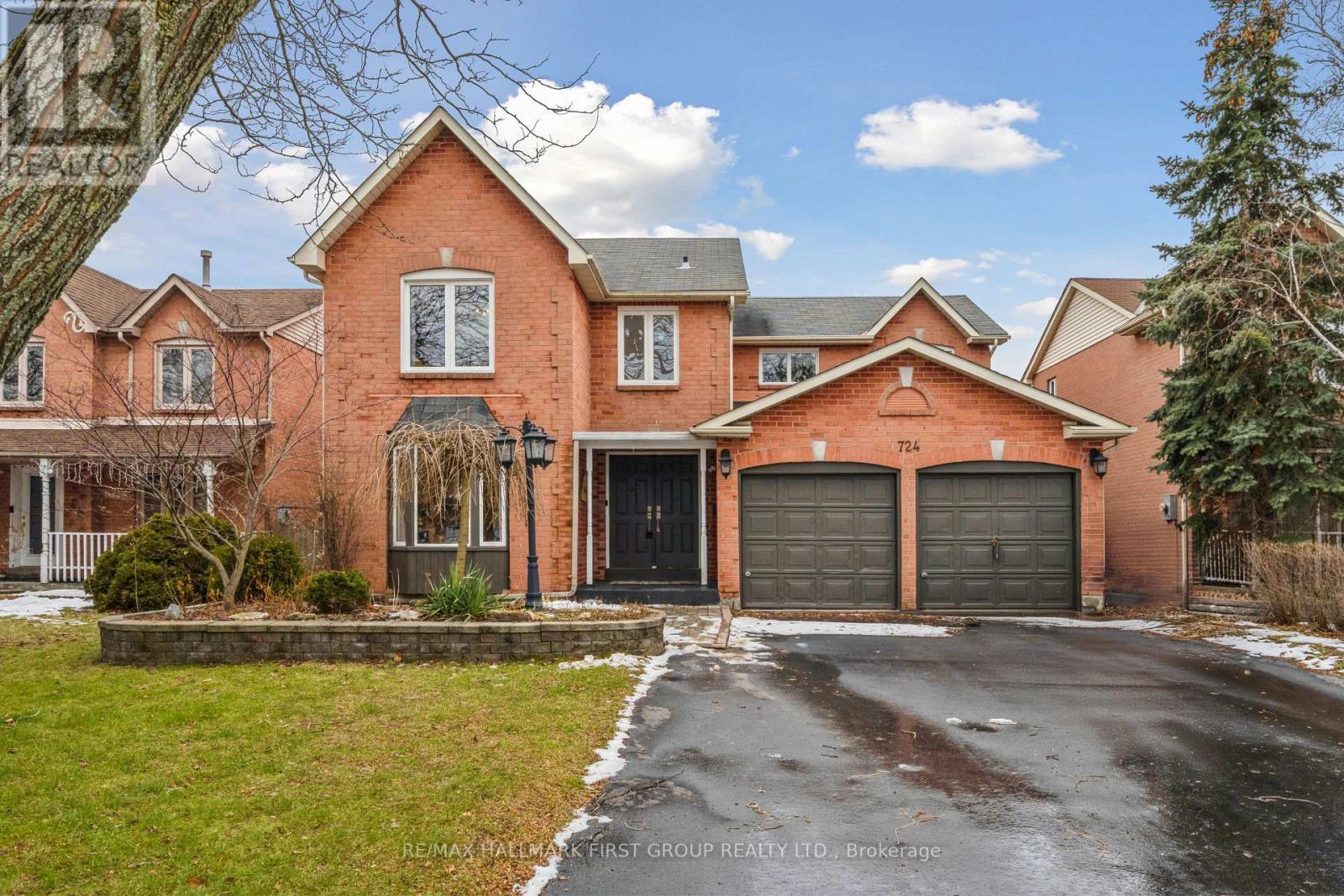 Oshawa (Northglen) House for sale:  5 bedroom 2,000 sq.ft. (Listed 2026-01-15)