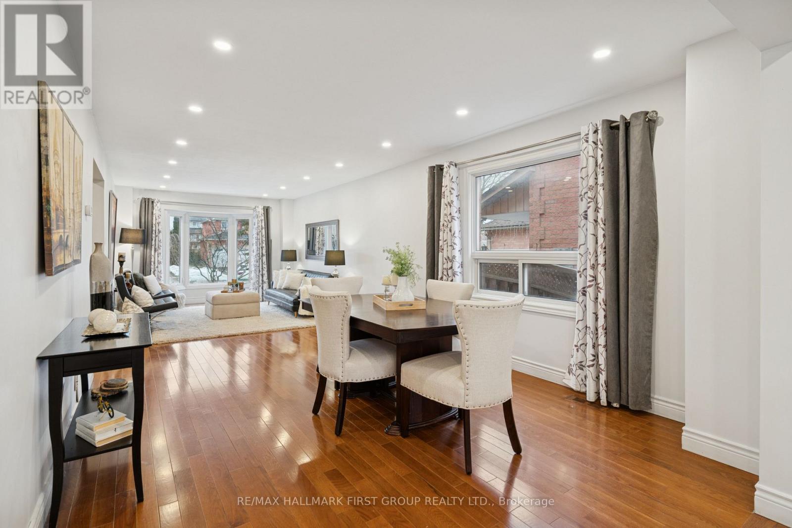 724 Barnes Crescent, Oshawa, Ontario  L1J 8K1 - Photo 5 - E12701026