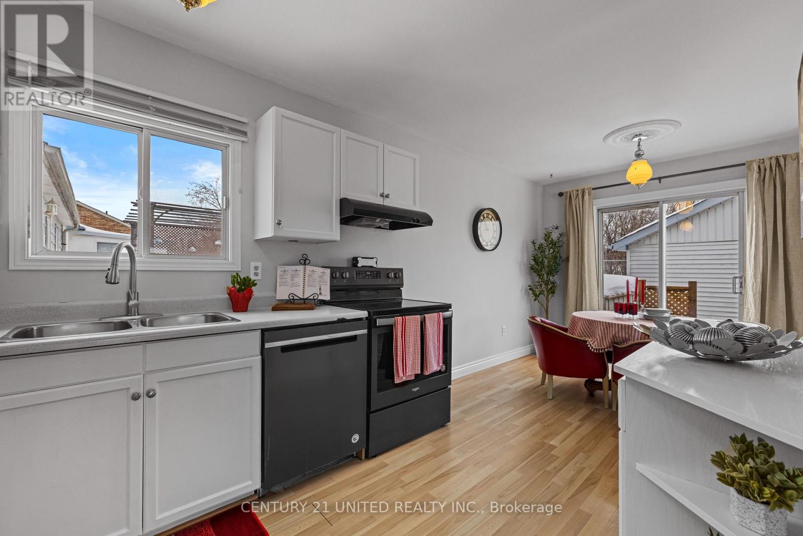 1175 Neptune Street, Peterborough, Ontario  K9H 7M7 - Photo 5 - X12700462