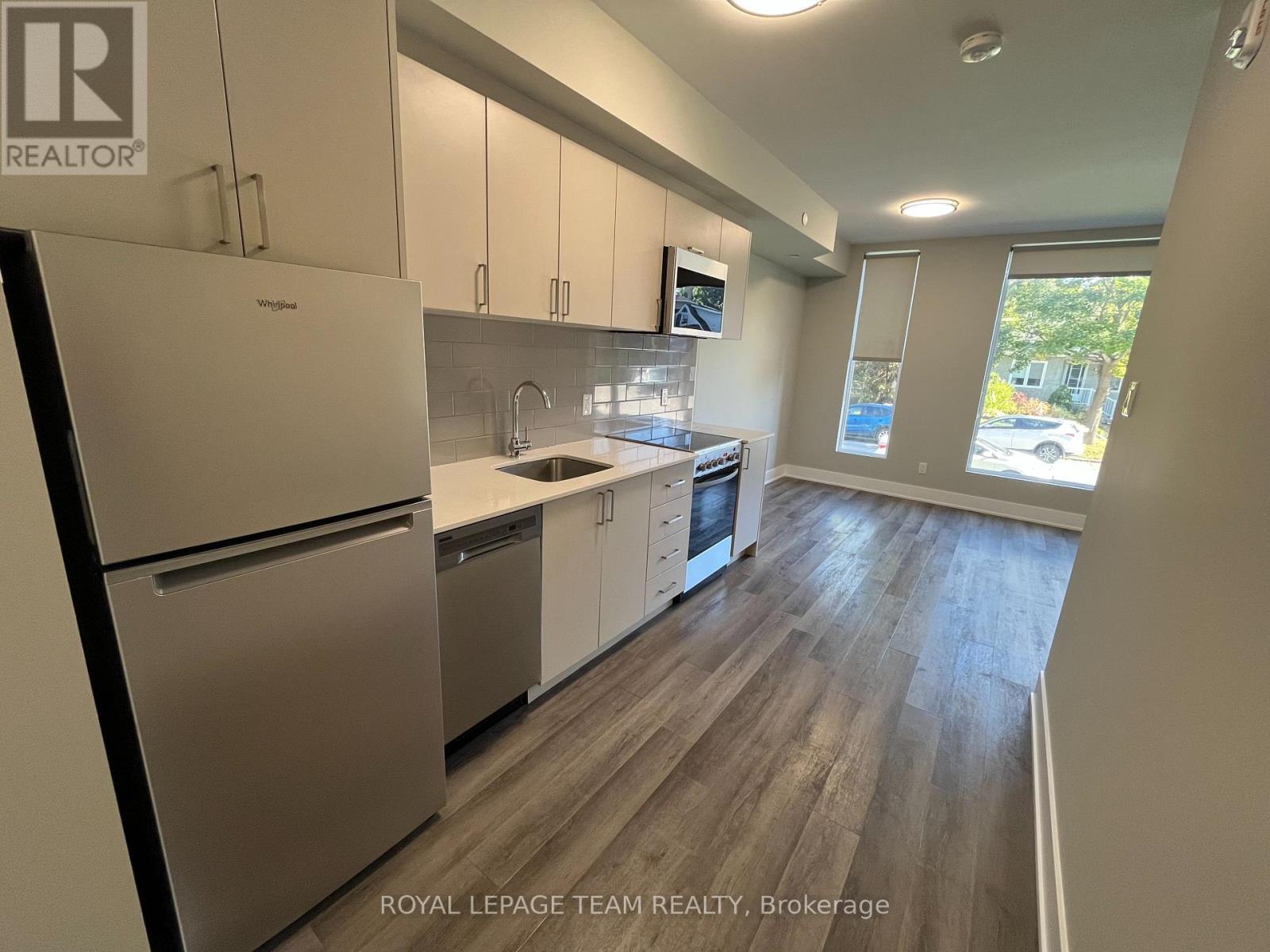 102 - 1295 Summerville Avenue, Ottawa, Ontario  K1Z 8G7 - Photo 3 - X12427498