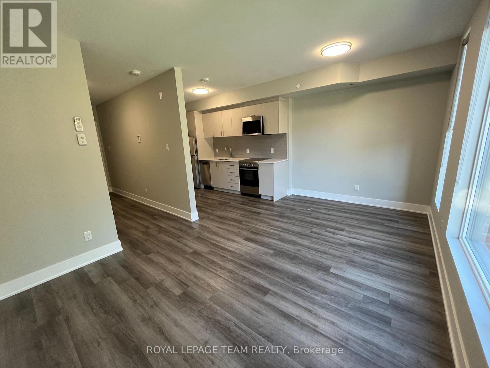 102 - 1295 Summerville Avenue, Ottawa, Ontario  K1Z 8G7 - Photo 10 - X12427498