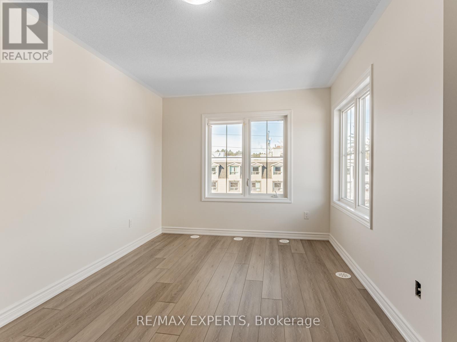 303 - 199 Pine Grove Road, Vaughan, Ontario  L4L 0H8 - Photo 18 - N12700894