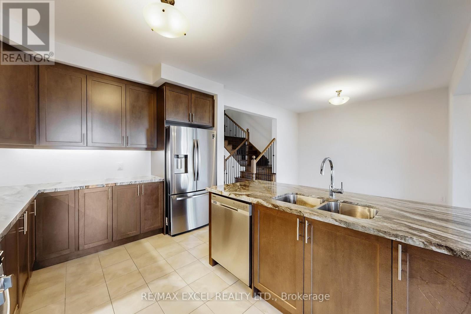 151 Silk Twist Drive, East Gwillimbury, Ontario  L9N 0V7 - Photo 10 - N12700924